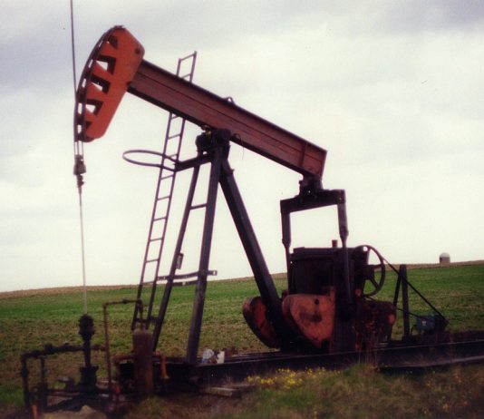 deep well drilling rig