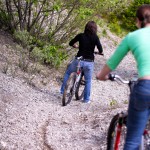 Leisure-time physical activity extends life expectancy photo of mountain bikers