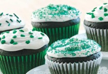 Easy Green Velvet Cupcakes