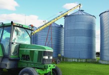 USDA supply and demand report produces one-day wonders loading grain bins