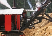 Steam-loving people, railroads under steam and steamed food vintage steam shovel