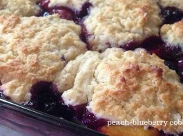 peach blueberry cobbler