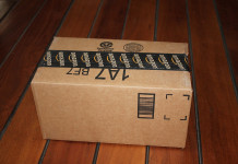 The world of online shopping package delivery