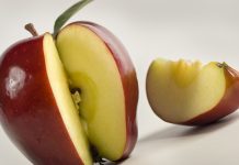 Old-fashioned Apple Pudding