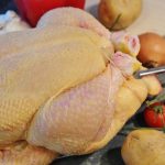 Broiler chicken industry announces welfare program
