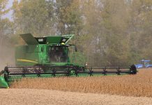 Harvest slowly underway in Ohio Soybean harvest 2017