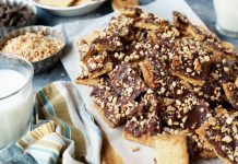 Graham Cracker Chocolate Toffee Bark Graham Cracker Chocolate Toffee Bark