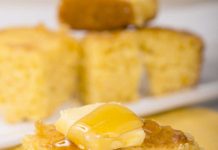 Honeyed Cornbread Cornbread with honey and butter