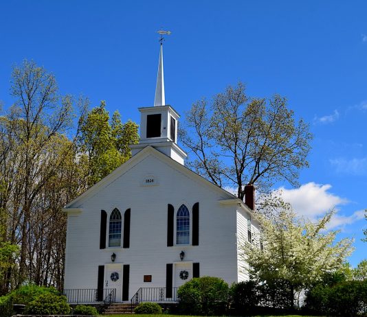 Celebrating new beginnings and lifelong country church bonds church