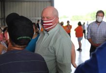 Farmers to Families Food Box distribution brings Perdue to Pennsylvania sonny perdue talks to people