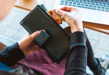 Hobbies and order in lockdown online shopping