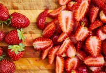 Spring is a good time to eat fruits and vegetables strawberries