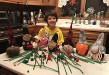 How to make a Christmas gnome from fuzzy socks Fuzzy Christmas Gnomes