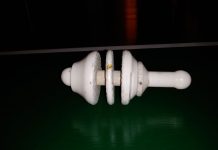 Can you identify this porcelain antique item?