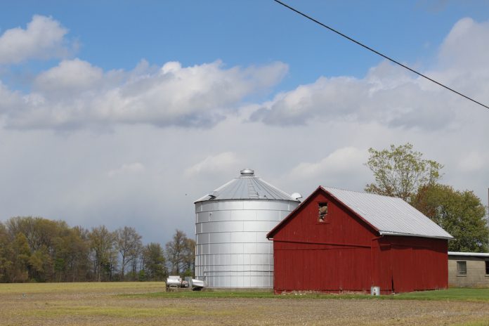 barn