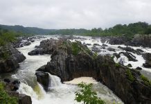 Early settlers fortunate to land on East Coast Great Falls Park