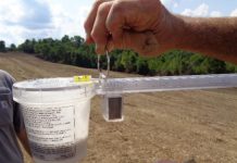 Calibrating a grain or seed drill grain or seed drill