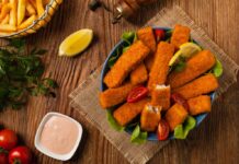 Fish Sticks with Tartar Sauce