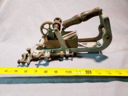 Can you identify this metal mystery tool?