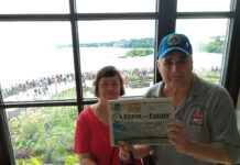 Going to Niagara Falls with the Sayers