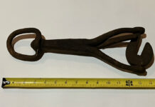 Help us identify Item No. 1243 Item No. 1243