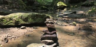 For nature’s sake, leave no trace Rock carins