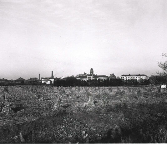 1911 university farm