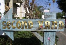 Thrift style second hand sign