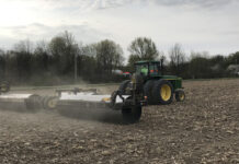 When to use a land roller at planting time