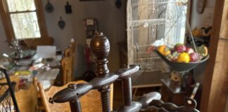 Help us unravel the mystery behind Item No. 1286 Item No. 1286