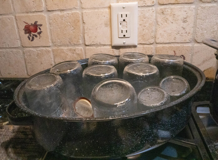 jars bubblin Canning