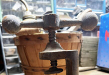 Help us identify Hazard A Guess? Item No. 1287 Item No. 1287