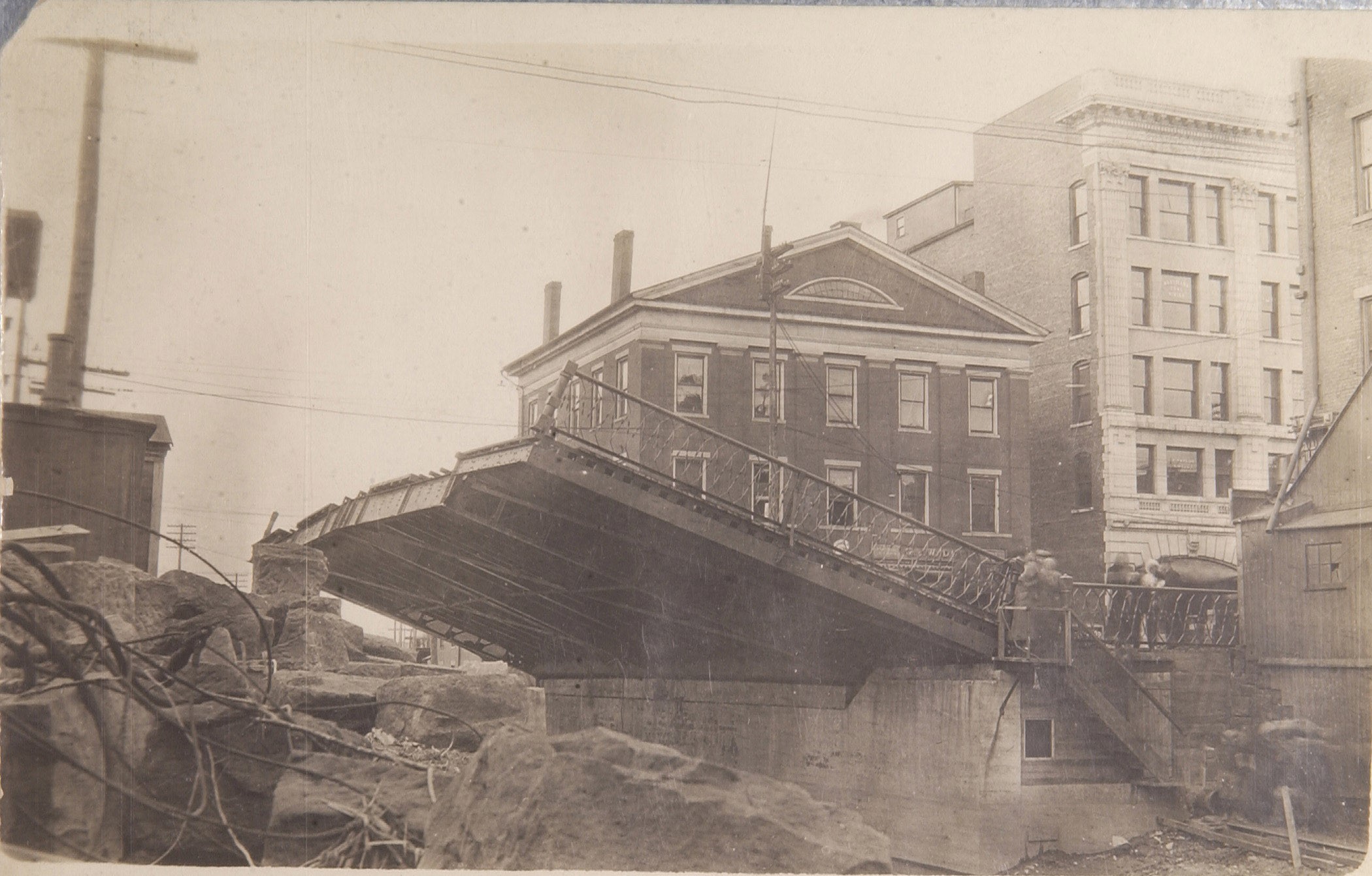 massillon lift bridge