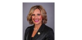 Robb Blasdel talks budget, energy reform at farm bureau breakfast