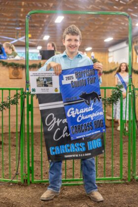 GRAND CHAMPION CARCASS HOG