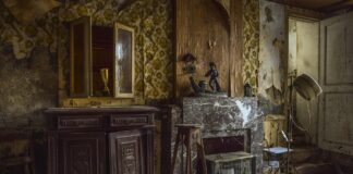 DIY vs. ghosts old house