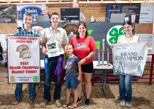 GRAND CHAMPION TURKEY: JAXSON GRUSZECKI