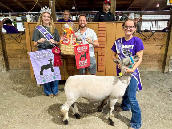 RESERVE CHAMPION MARKET LAMB: JESSICA MOORE