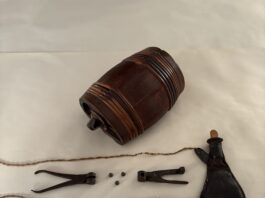 Hunting deer and foxes was the stuff of legend for settlers hunting accessories