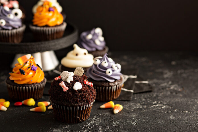 Festive Halloween cupcakes and treats