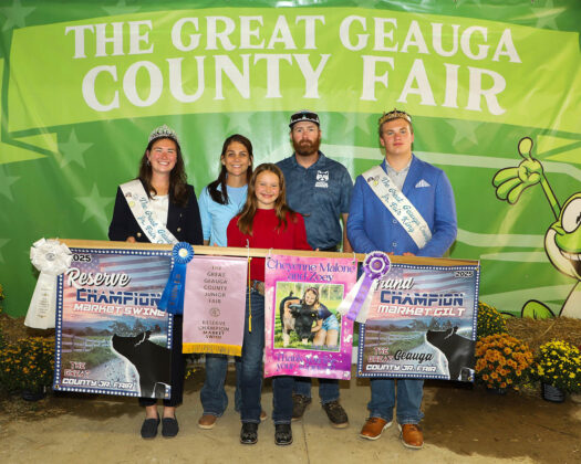 RESERVE CHAMPION MARKET SWINE: CHEYENNE MALONE