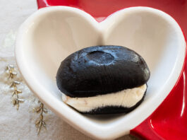 How to make a classic chocolate gob Chocolate gob