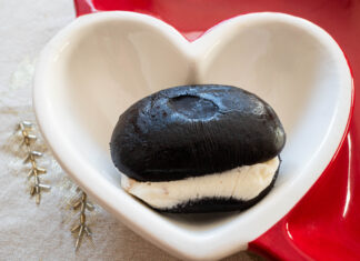 How to make a classic chocolate gob Chocolate gob