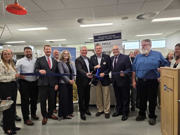 keystone animal diagnostics lab ribbon cutting