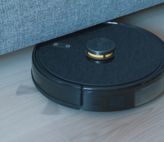 Babysitting the robot: Why my new vacuum isn’t ready for a coup