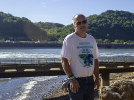 Federal government considers a lifeline for Ohio River
