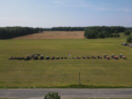 A son’s tribute: Tractor roadside lineup honors late Portage County farmer