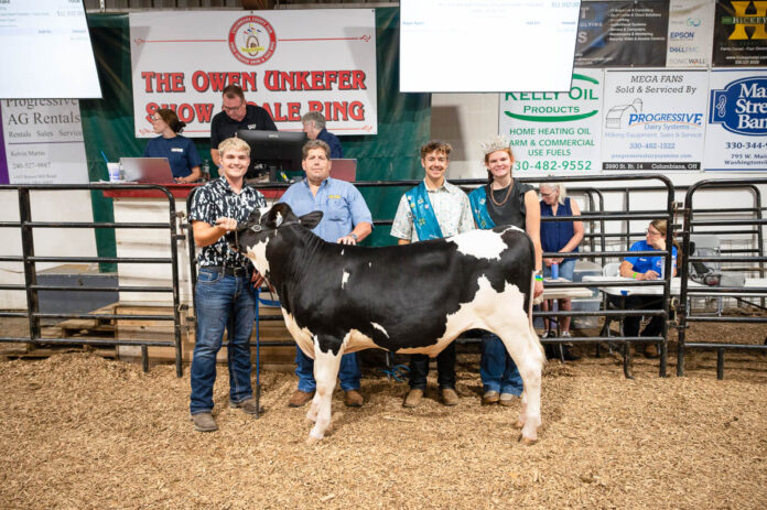 GRAND CHAMPION DAIRY BEEF FEEDER: ZACH BLAKE