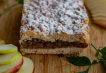Sour Cream Apple Coffee Cake