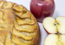 Caramel Apple Upside Down Cake